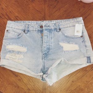 Volcom stoned rolled short